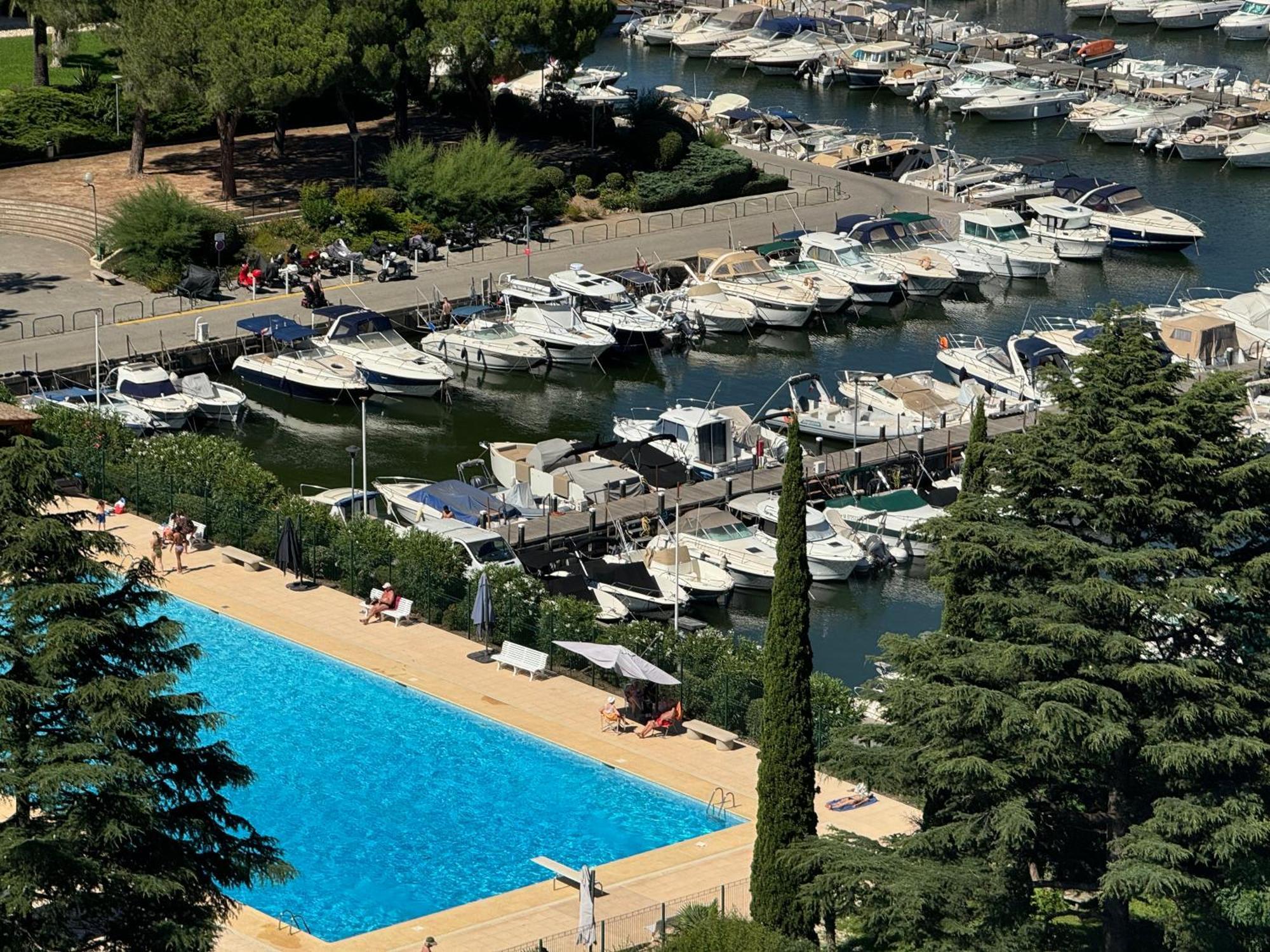 My Resid Appart Cannes Vue Marina Et Vue Montagne Mandelieu-la-Napoule Exterior foto